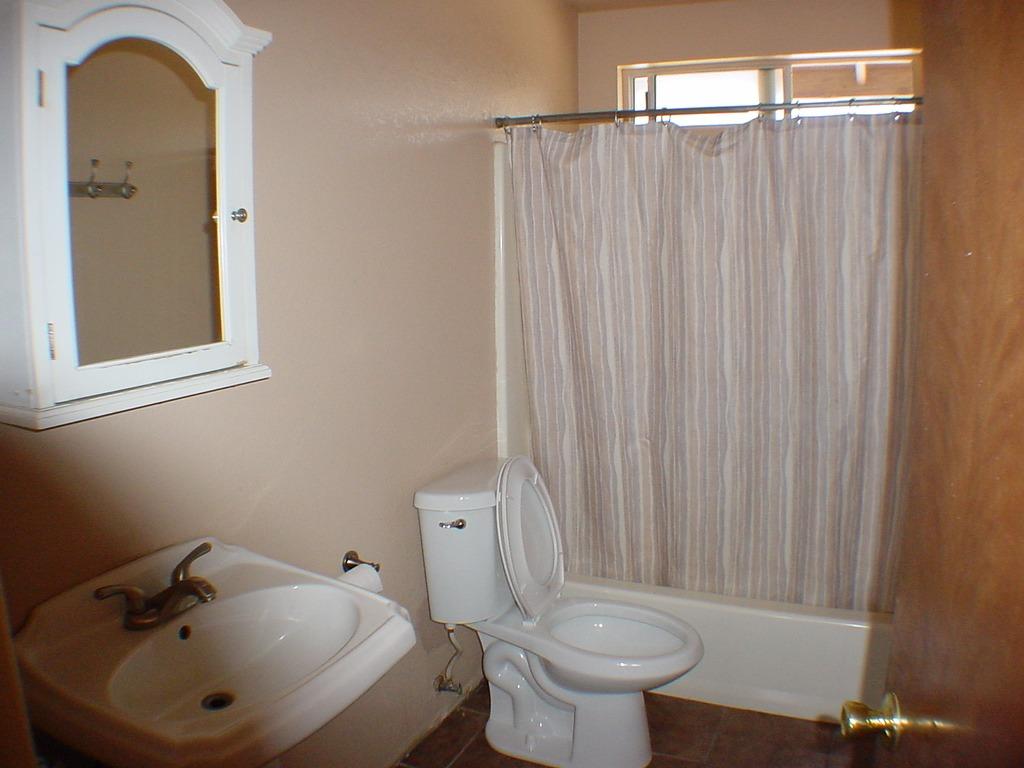 8010 Paisley Ave, Hesperia, CA 92345 photo 18