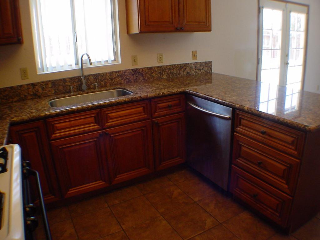 8010 Paisley Ave, Hesperia, CA 92345 photo 7