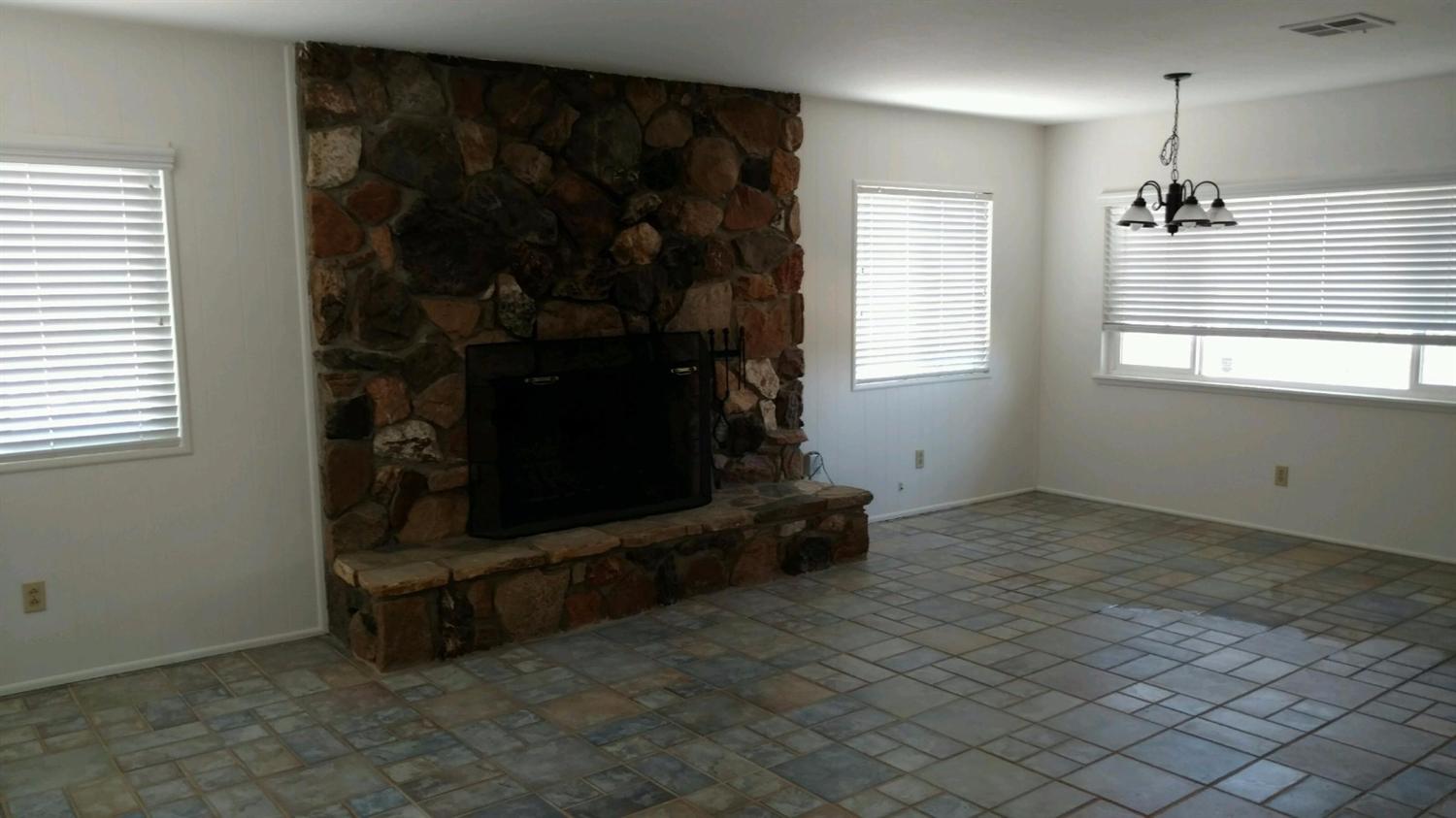 7277 Windy Trl, Apple Valley, CA 92308 photo 5