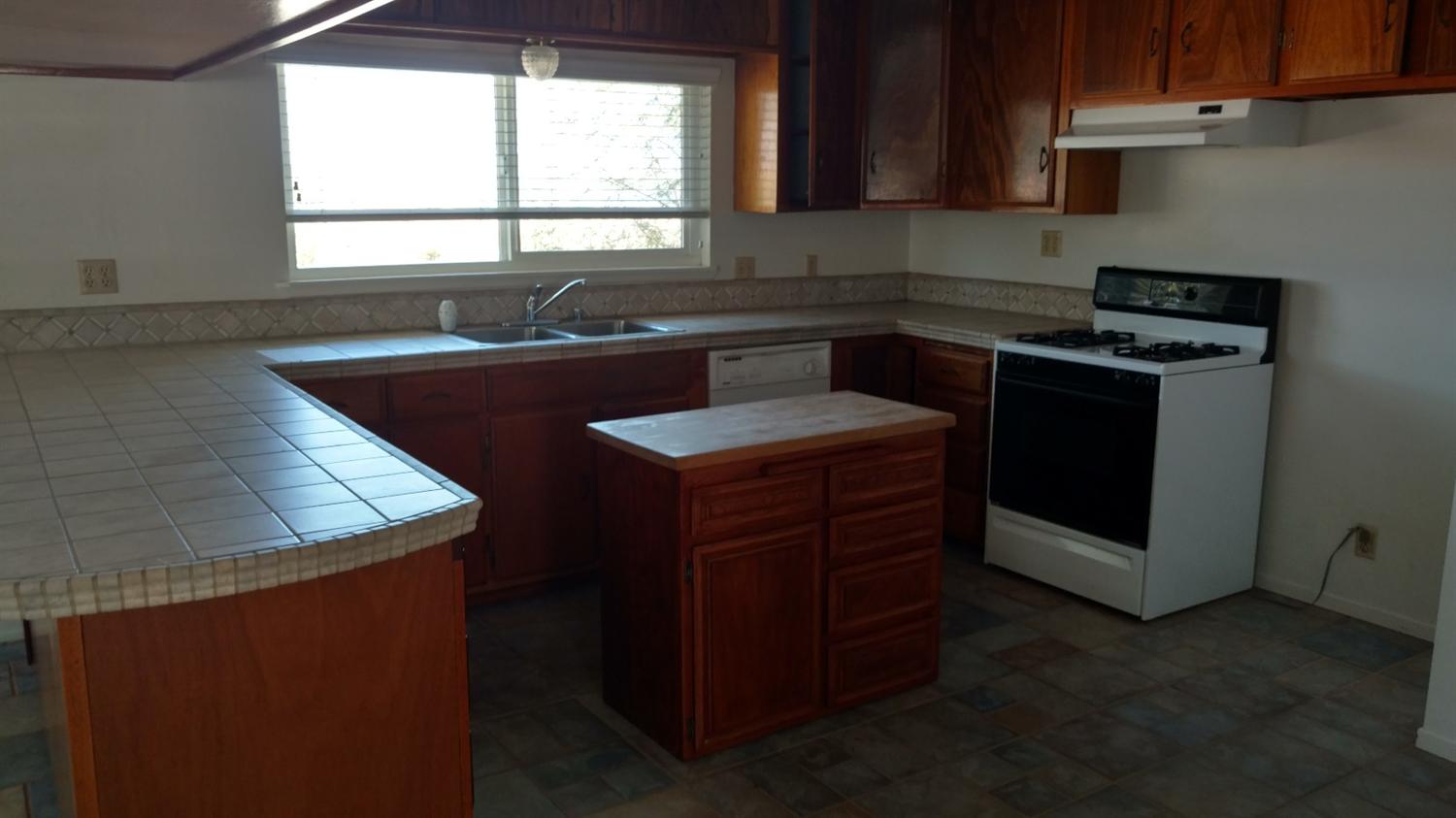 7277 Windy Trl, Apple Valley, CA 92308 photo 6