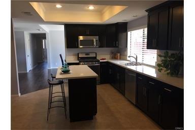 14256 Cronese Rd, Apple Valley, CA 92307 photo 3