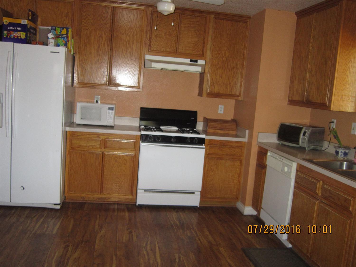 Undisclosed, Hesperia, CA 92345 photo 13