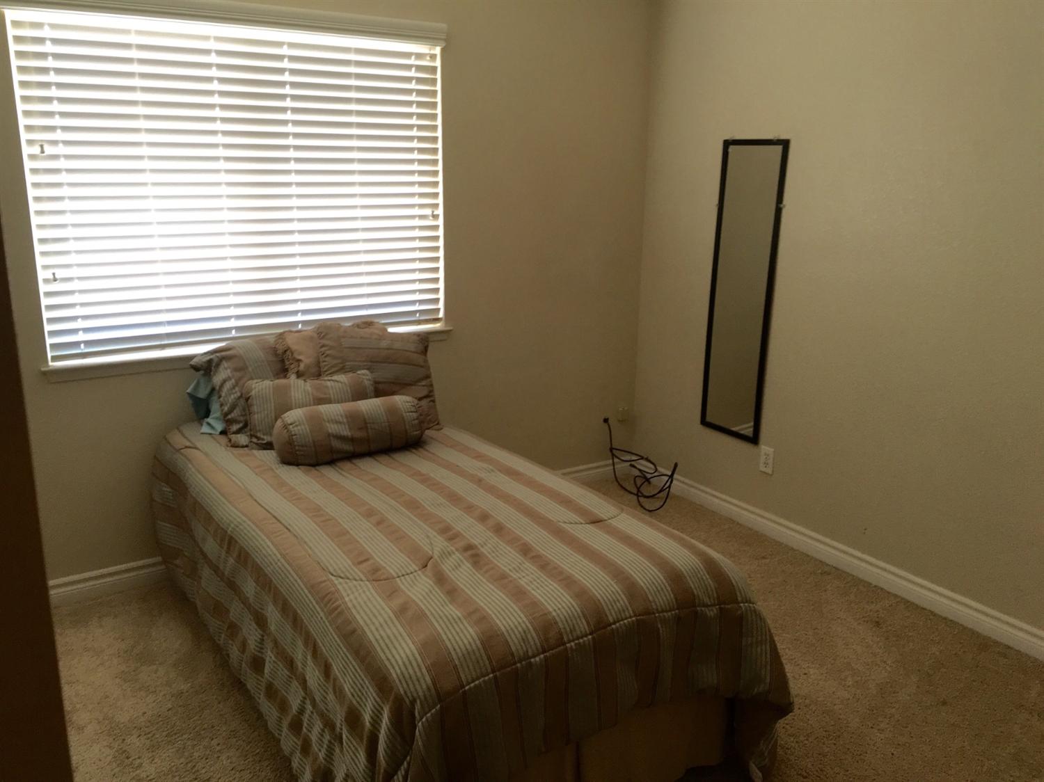 20884 Del Oro, Apple Valley, CA 92308 photo 11