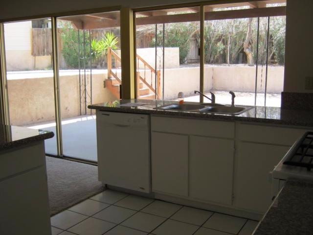 2036 Princeton Dr, Barstow, CA 92311 photo 33