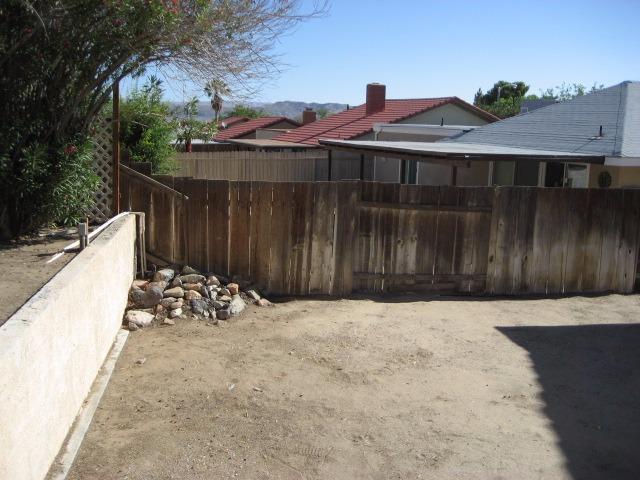 2036 Princeton Dr, Barstow, CA 92311 photo 31