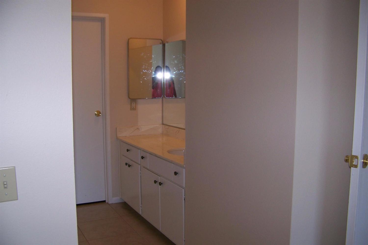 2036 Princeton Dr, Barstow, CA 92311 photo 23