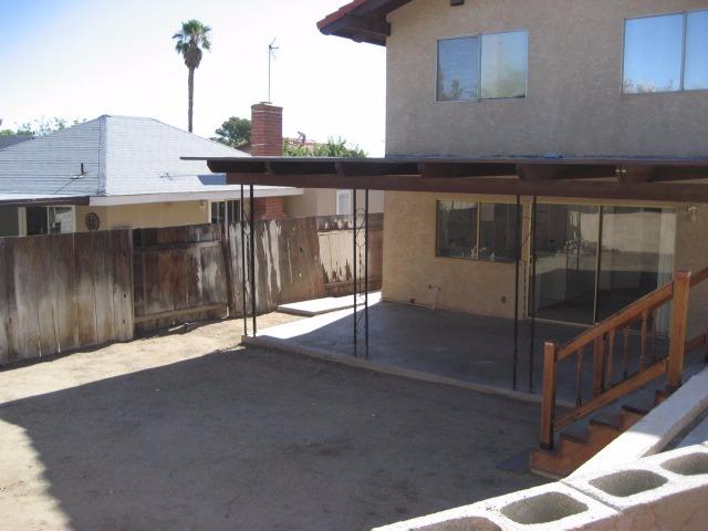 2036 Princeton Dr, Barstow, CA 92311 photo 32