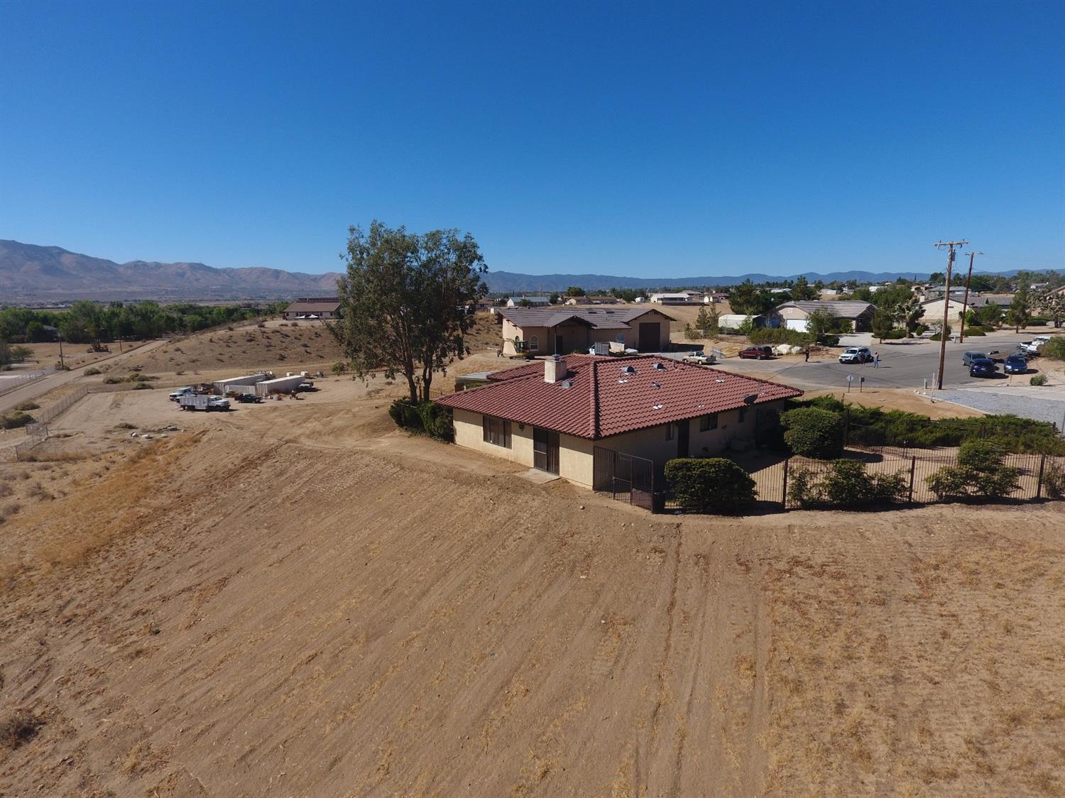 18898 Valencia Ct, Hesperia, CA 92345 photo 3
