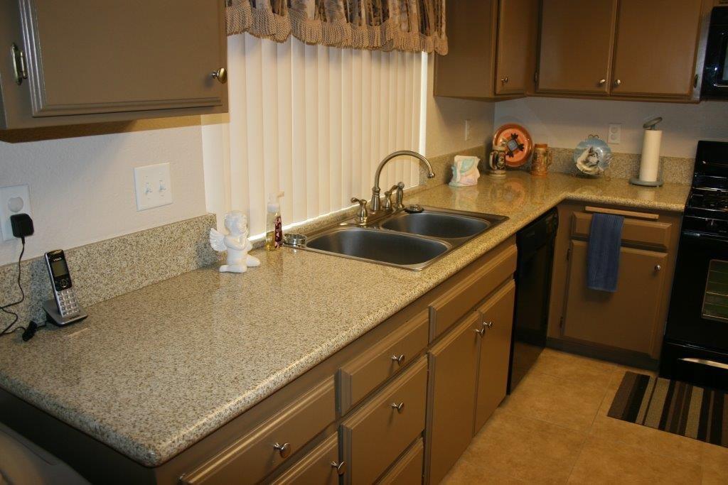 12578 Algonquin Rd, Apple Valley, CA 92308 photo 2