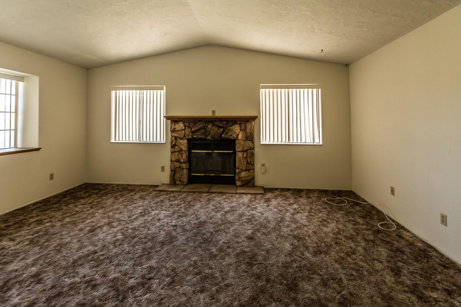 26840 Cumberland Ln, Helendale, CA 92342 photo 6