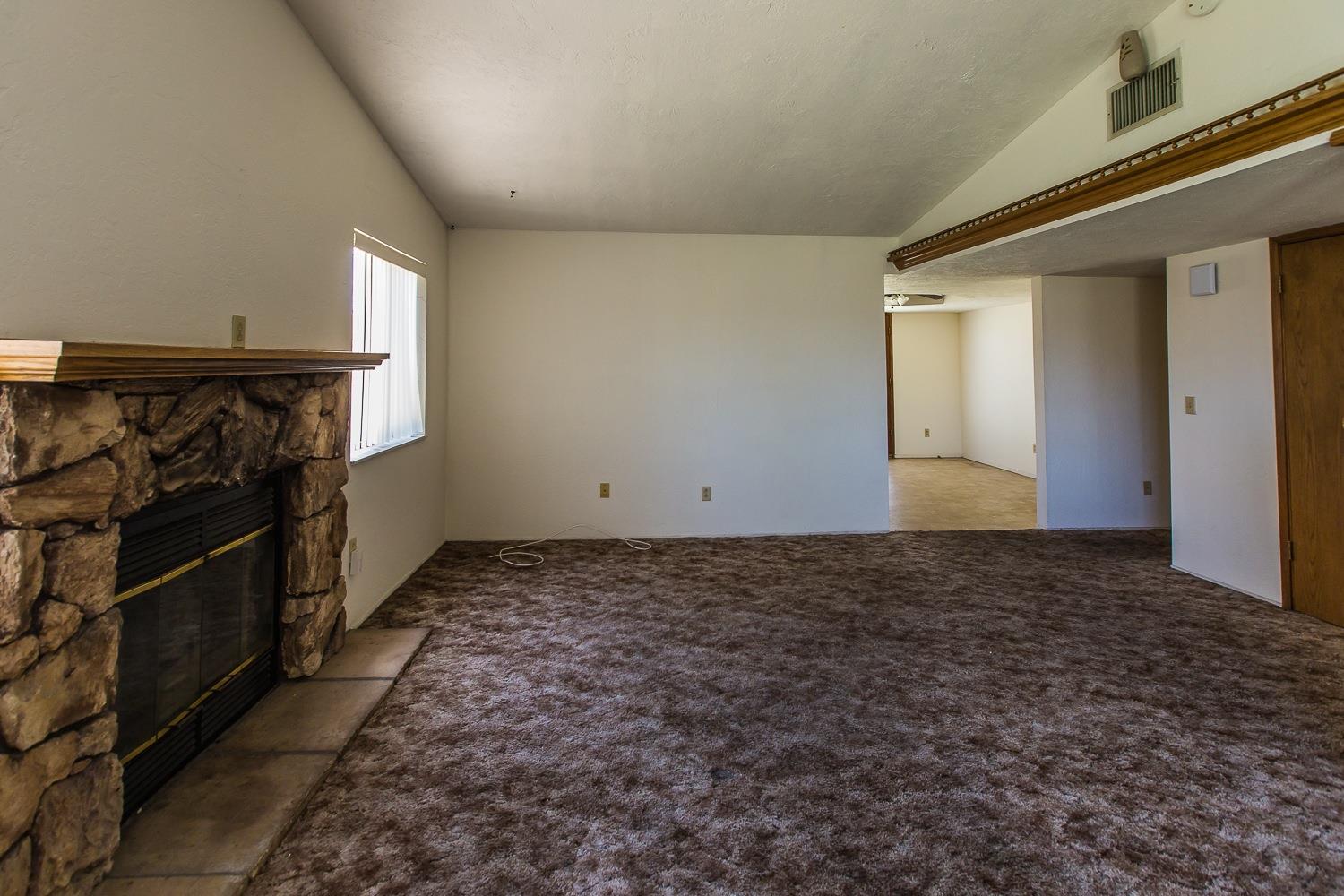 26840 Cumberland Ln, Helendale, CA 92342 photo 5