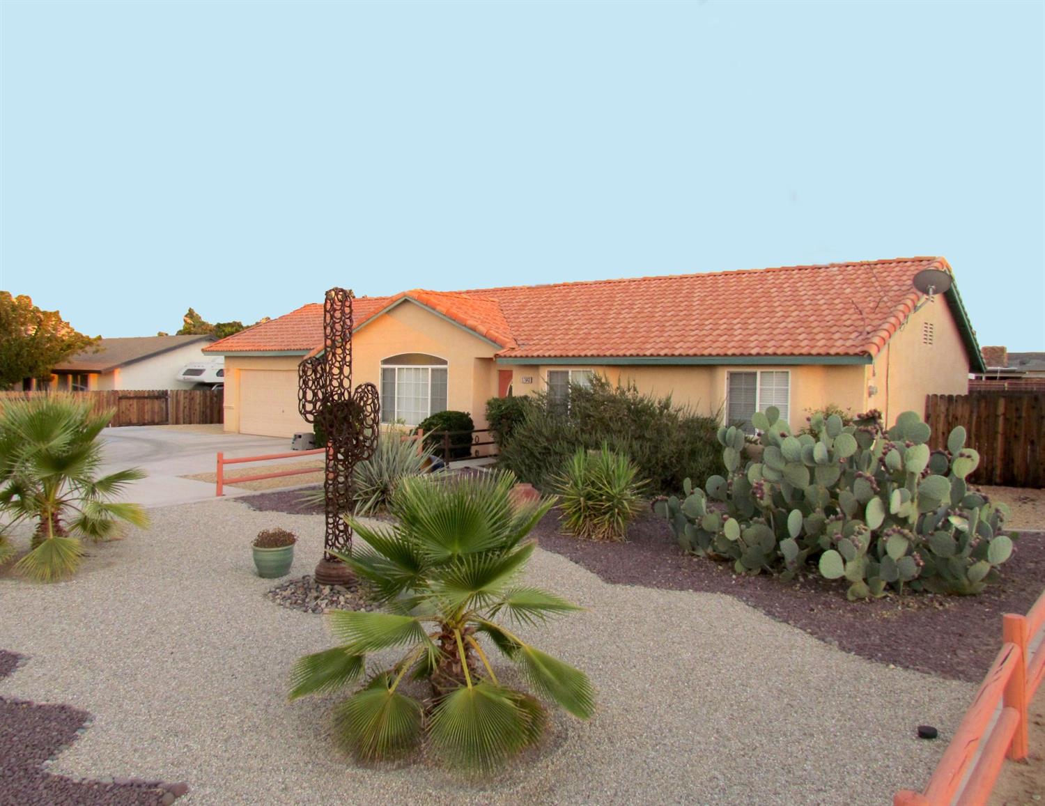 17643 Main St, Hesperia, CA 92345 photo 1