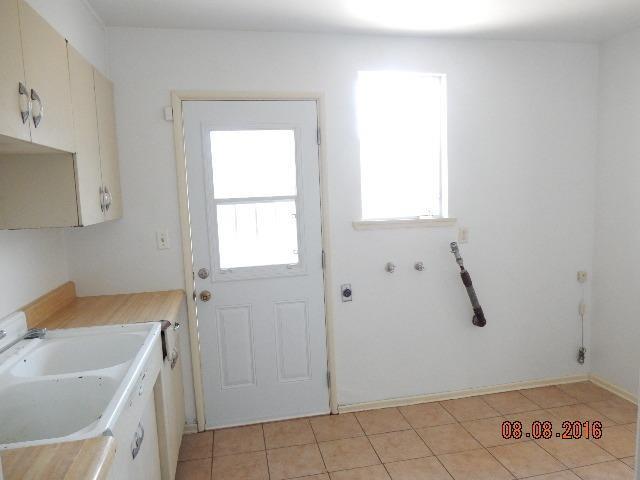711 S Muriel Dr, Barstow, CA 92311 photo 5