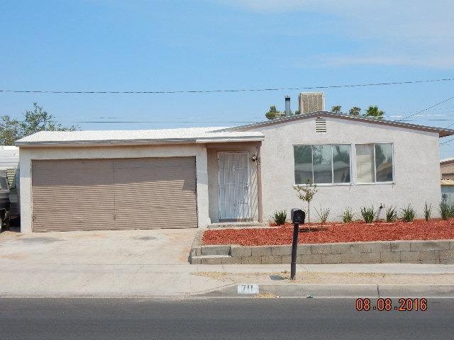 711 S Muriel Dr, Barstow, CA 92311 photo 2