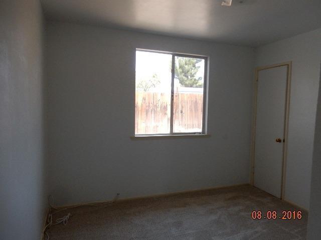 711 S Muriel Dr, Barstow, CA 92311 photo 27