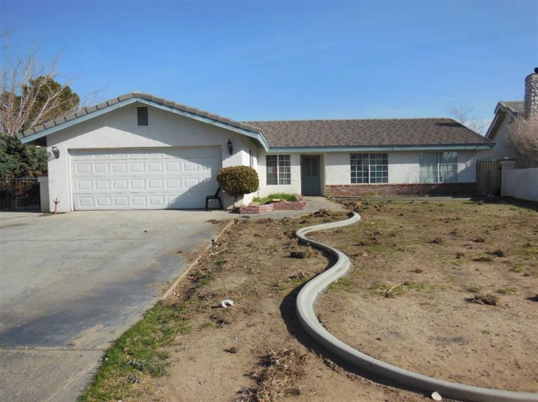 14800 Hartford Ln, Helendale, CA 92342 photo 1