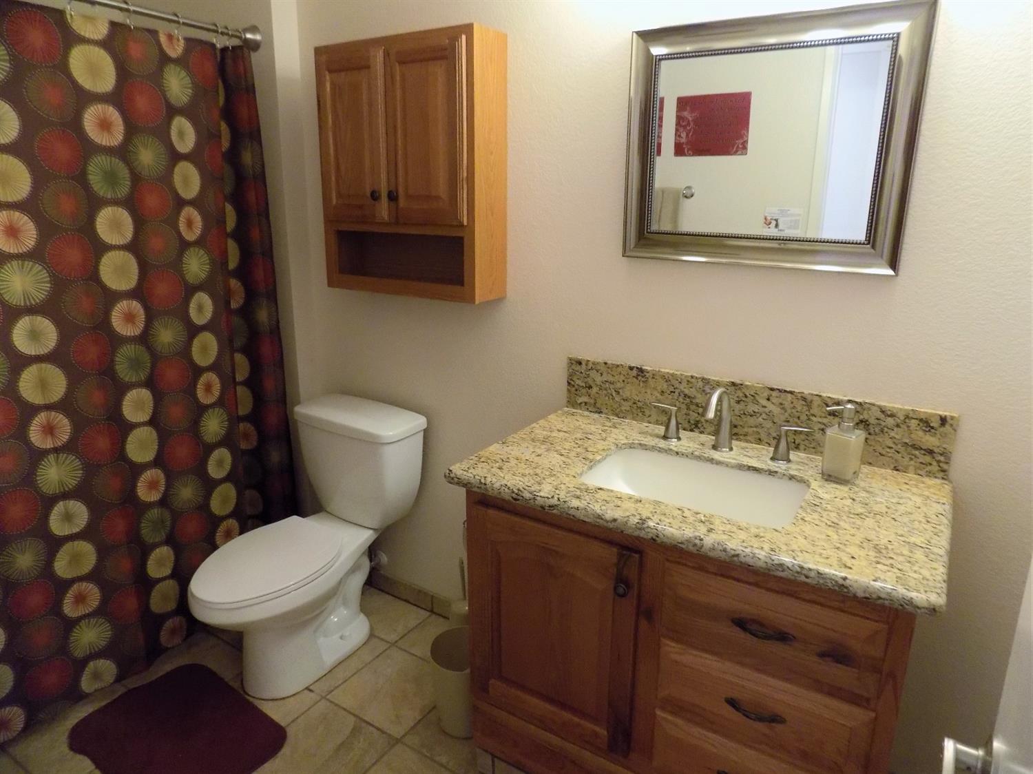 14335 Duke Ct, Adelanto, CA 92301 photo 4