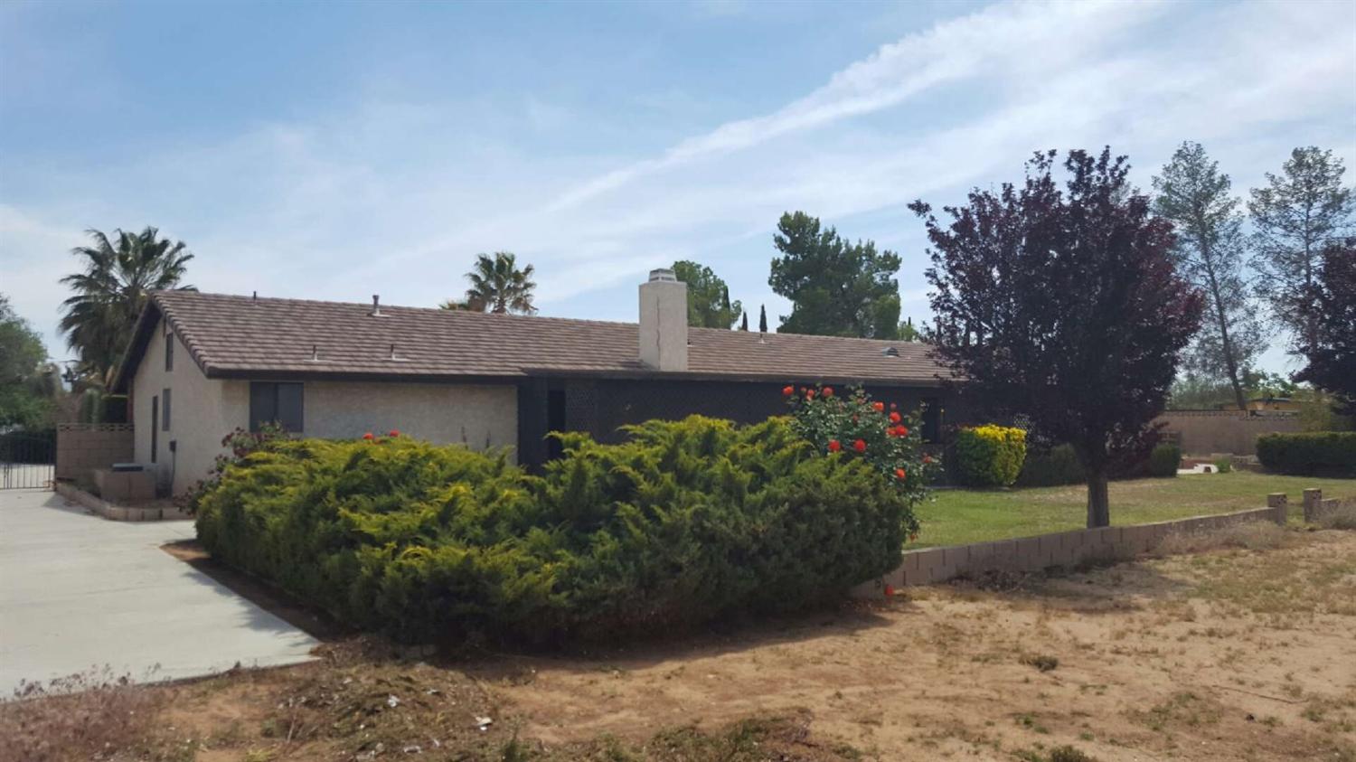 14286 Erie Rd, Apple Valley, CA 92307 photo 12