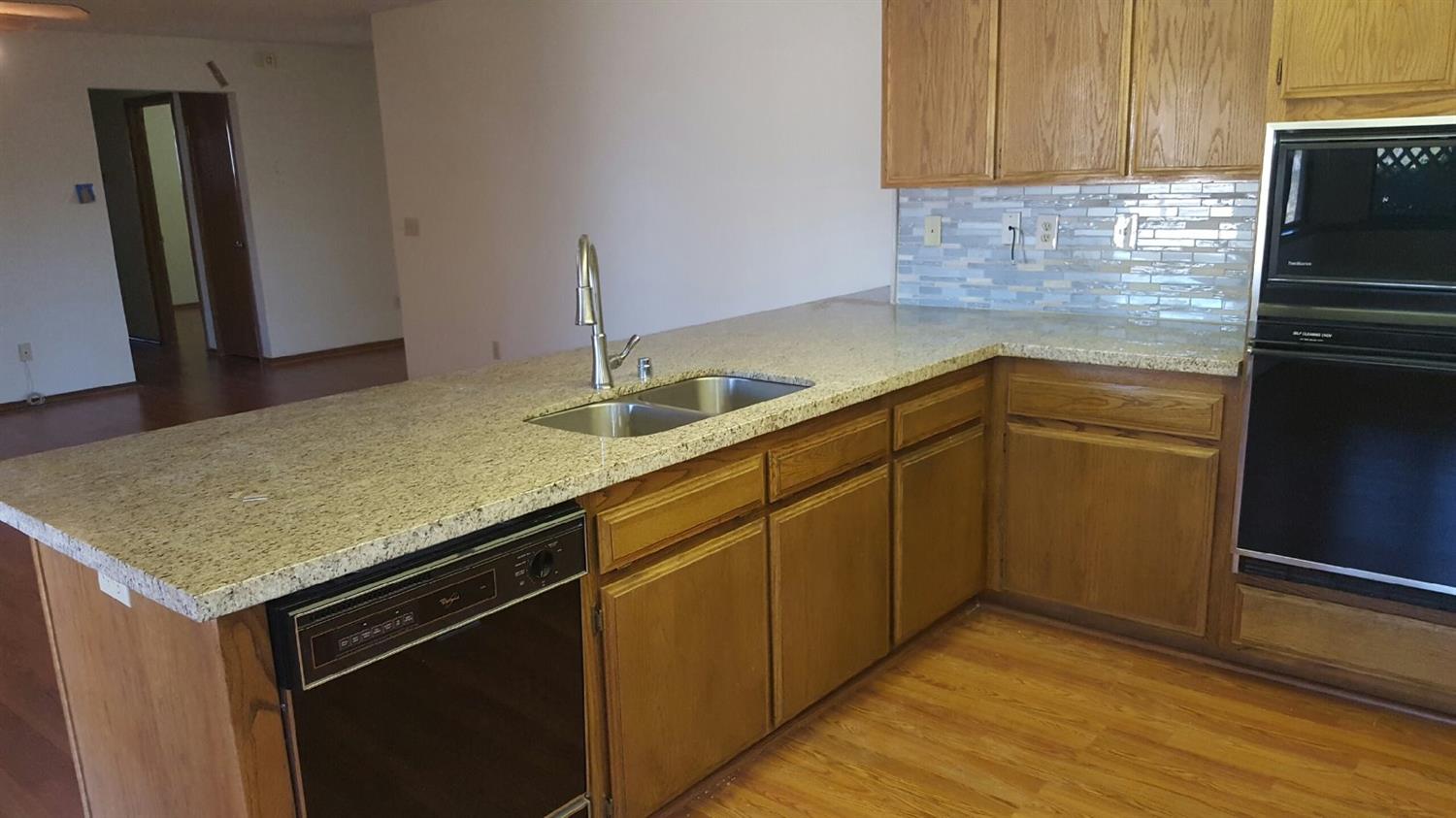 14286 Erie Rd, Apple Valley, CA 92307 photo 23