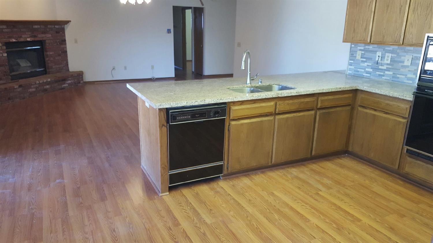 14286 Erie Rd, Apple Valley, CA 92307 photo 22