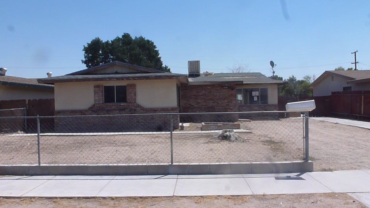 35755 Frontier Ave, Yermo, CA 92398 photo 2