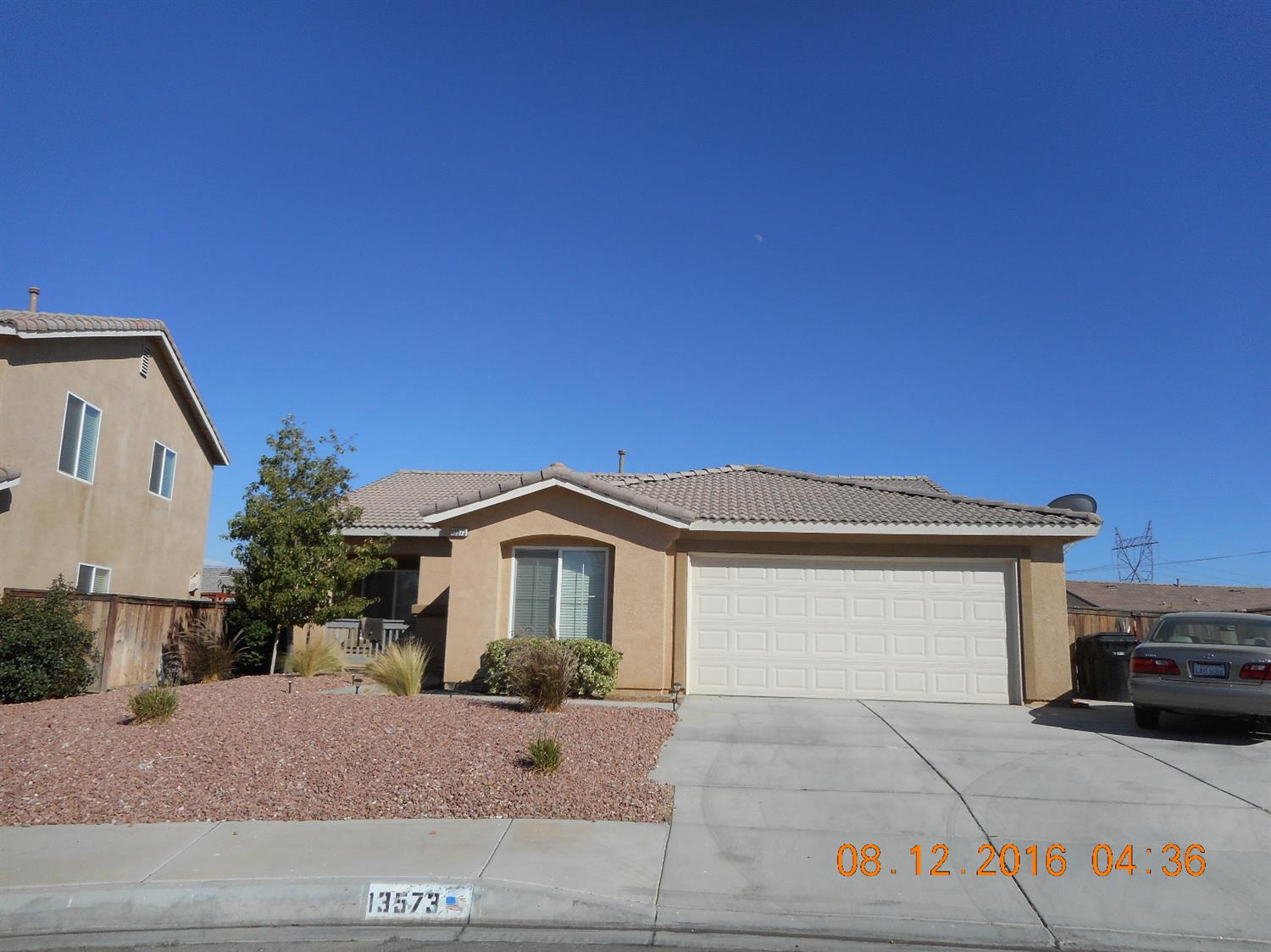 13573 Del Haven St, Victorville, CA 92392 photo 1