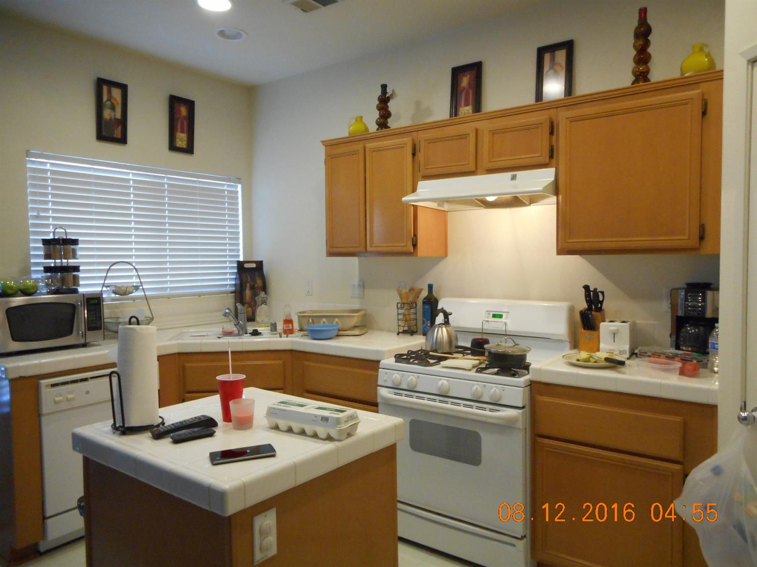 13573 Del Haven St, Victorville, CA 92392 photo 4