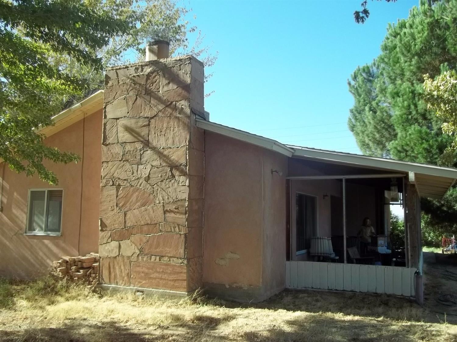 19661 Locust Ln, Apple Valley, CA 92308 photo 3