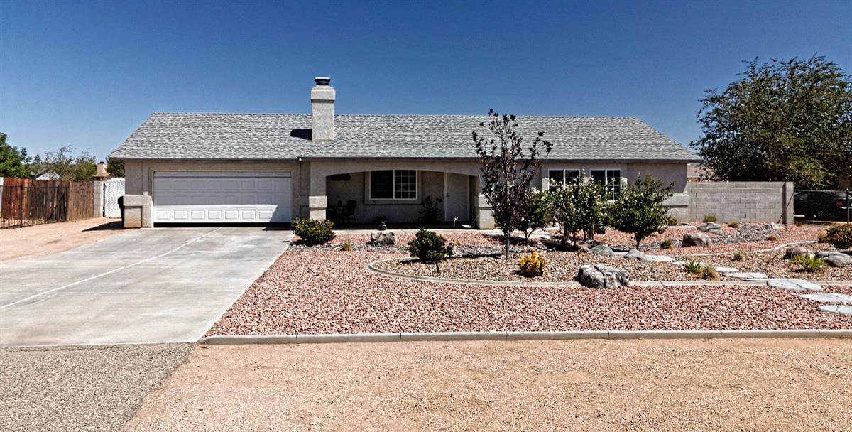 22322 Minnetonka Rd, Apple Valley, CA 92308 photo 1