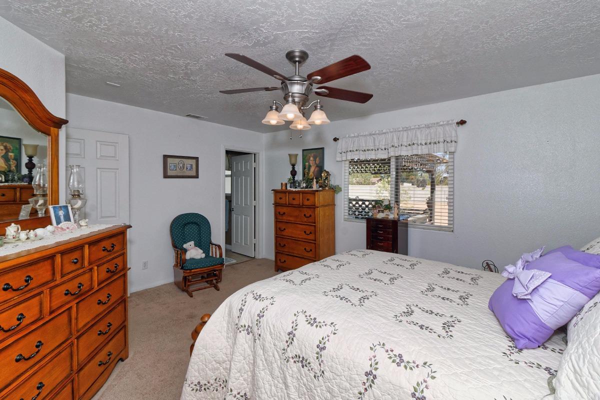 22322 Minnetonka Rd, Apple Valley, CA 92308 photo 23