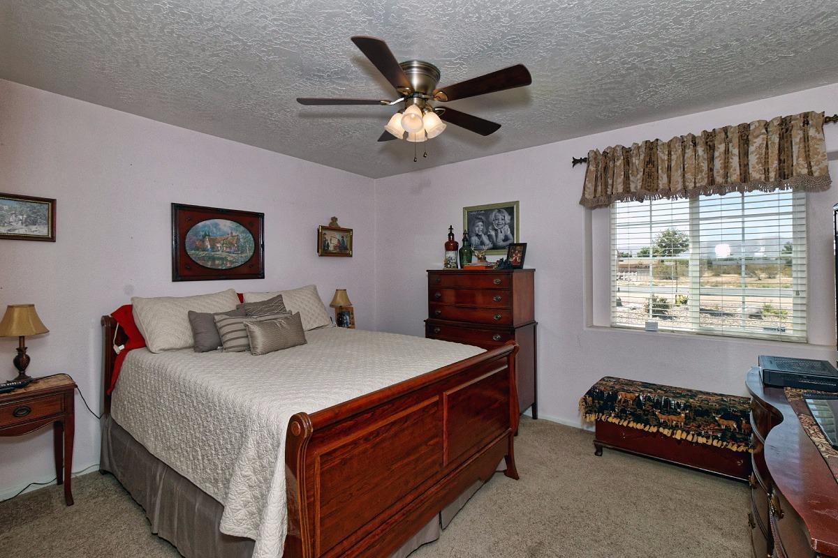 22322 Minnetonka Rd, Apple Valley, CA 92308 photo 16
