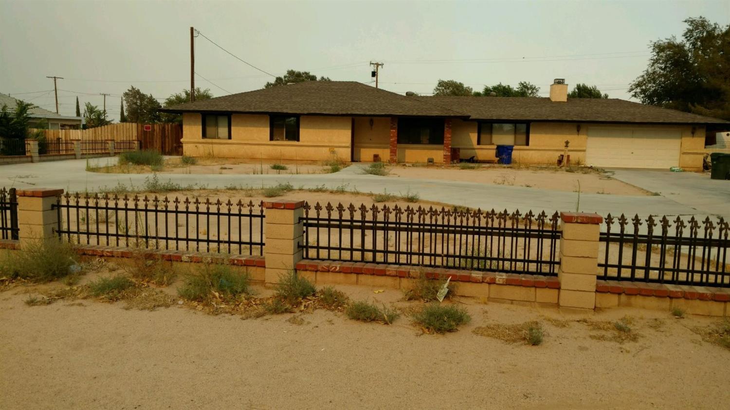 Undisclosed, Apple Valley, CA 92308 photo 1