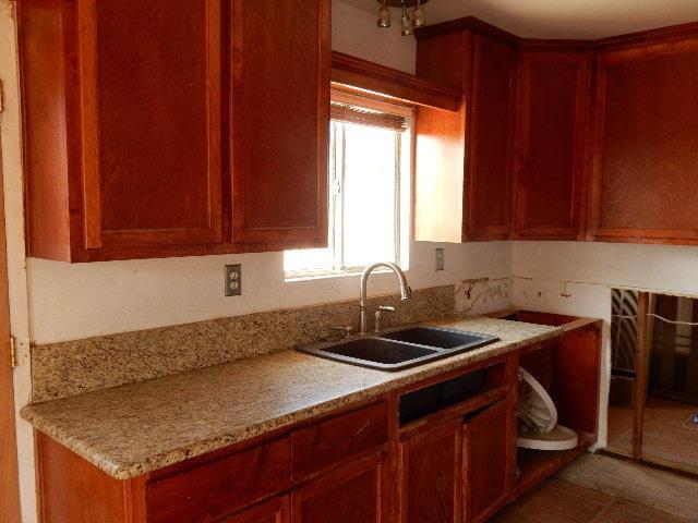 25508 Eaton St, Barstow, CA 92311 photo 4