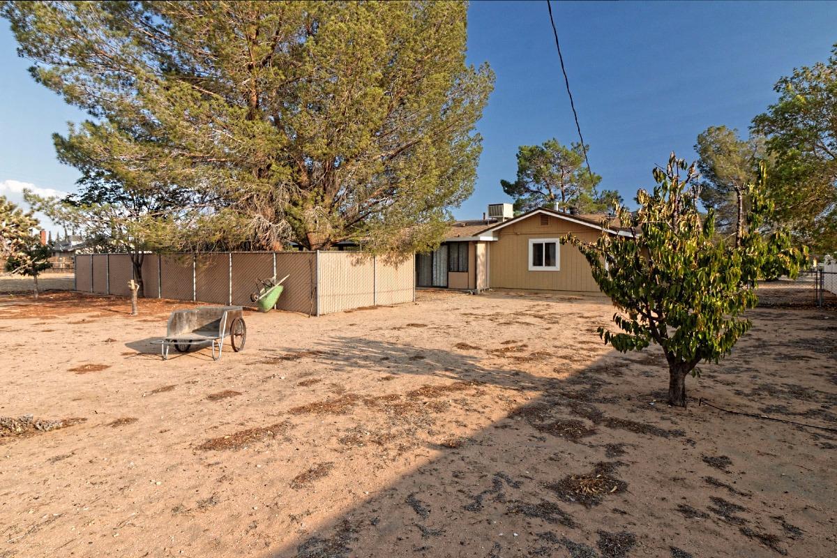 21088 Caribou Rd, Apple Valley, CA 92308 photo 16