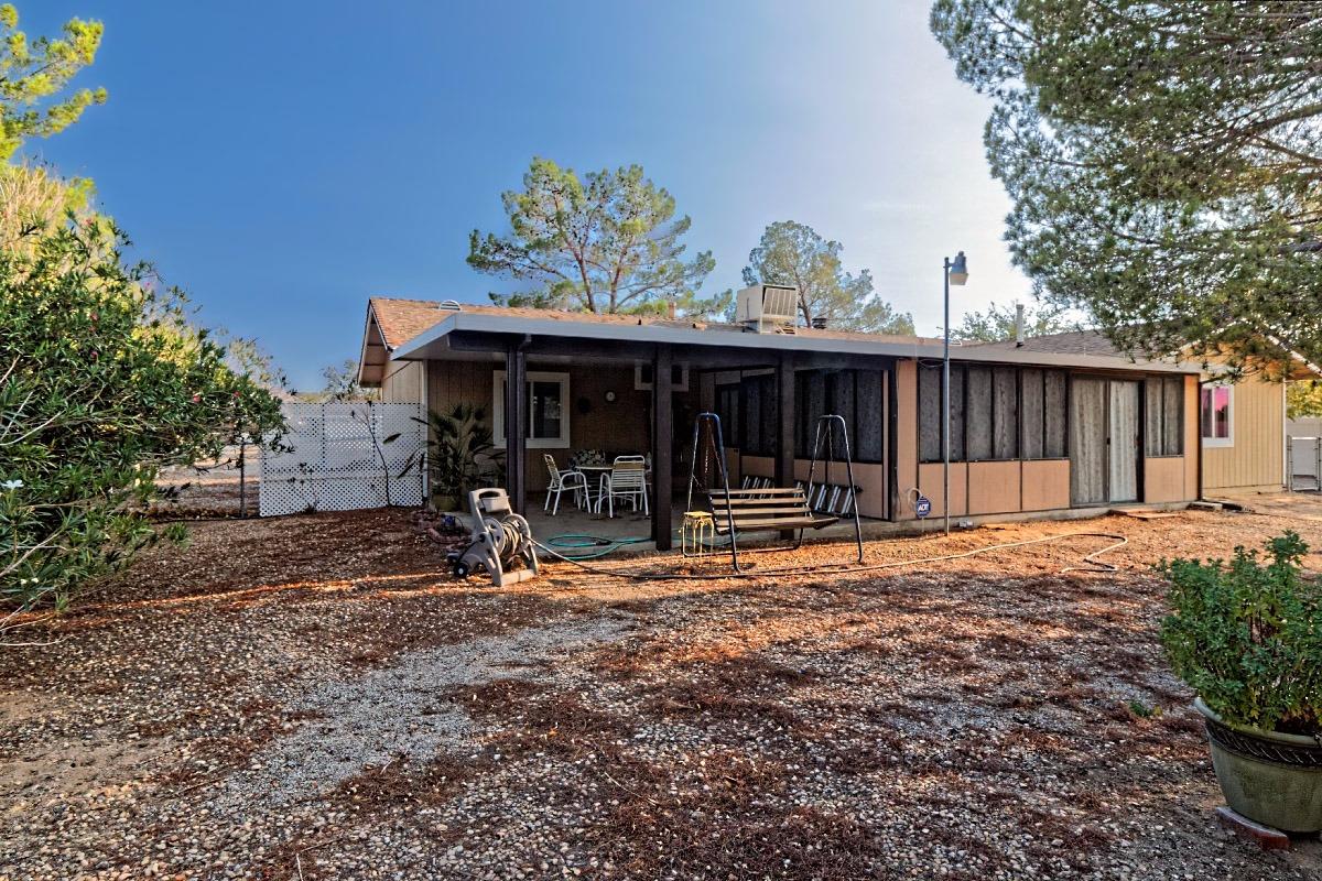 21088 Caribou Rd, Apple Valley, CA 92308 photo 15