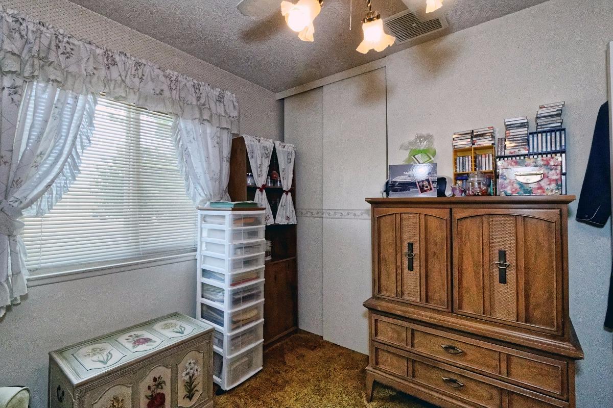 21088 Caribou Rd, Apple Valley, CA 92308 photo 11