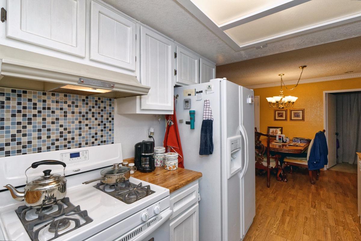 21088 Caribou Rd, Apple Valley, CA 92308 photo 5