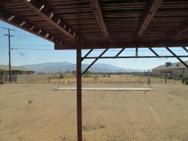 Undisclosed, Apple Valley, CA 92308 photo 6