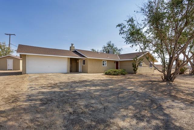 22455 Little Beaver Rd, Apple Valley, CA 92308 photo 1