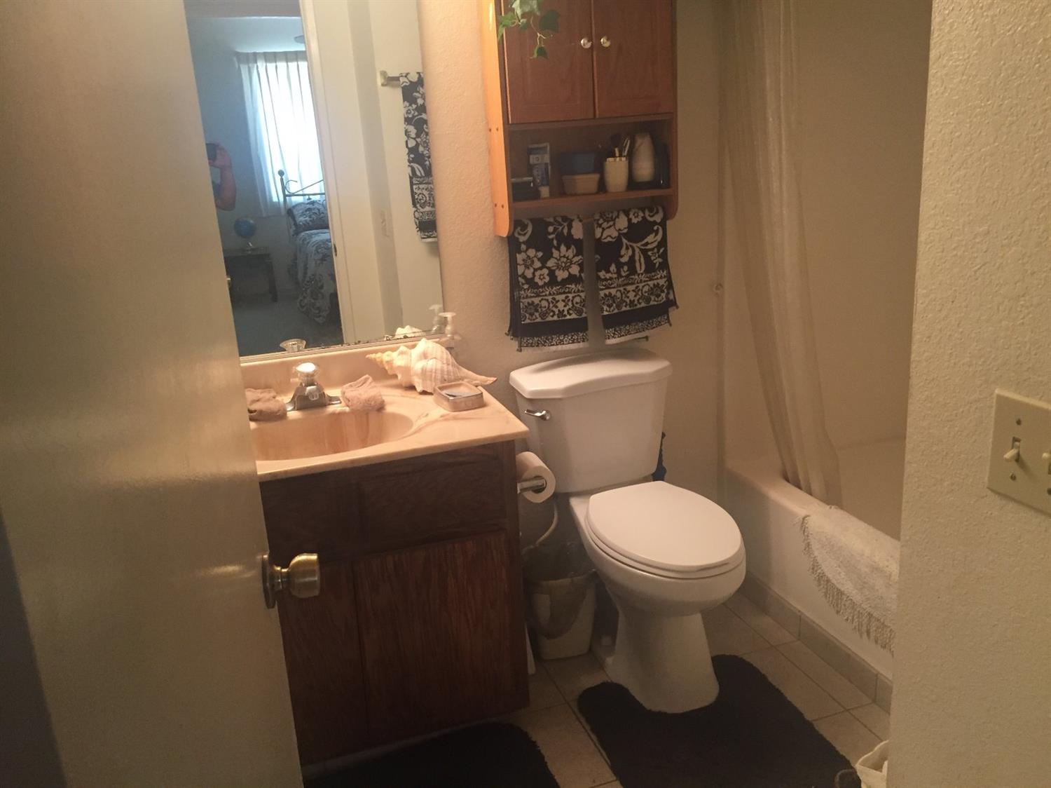 12592 Red Wing Rd, Apple Valley, CA 92308 photo 7