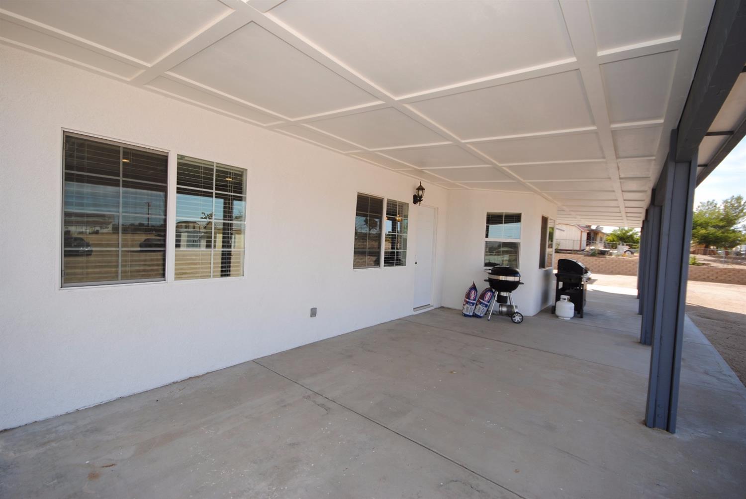 18564 Lemon St, Hesperia, CA 92345 photo 28