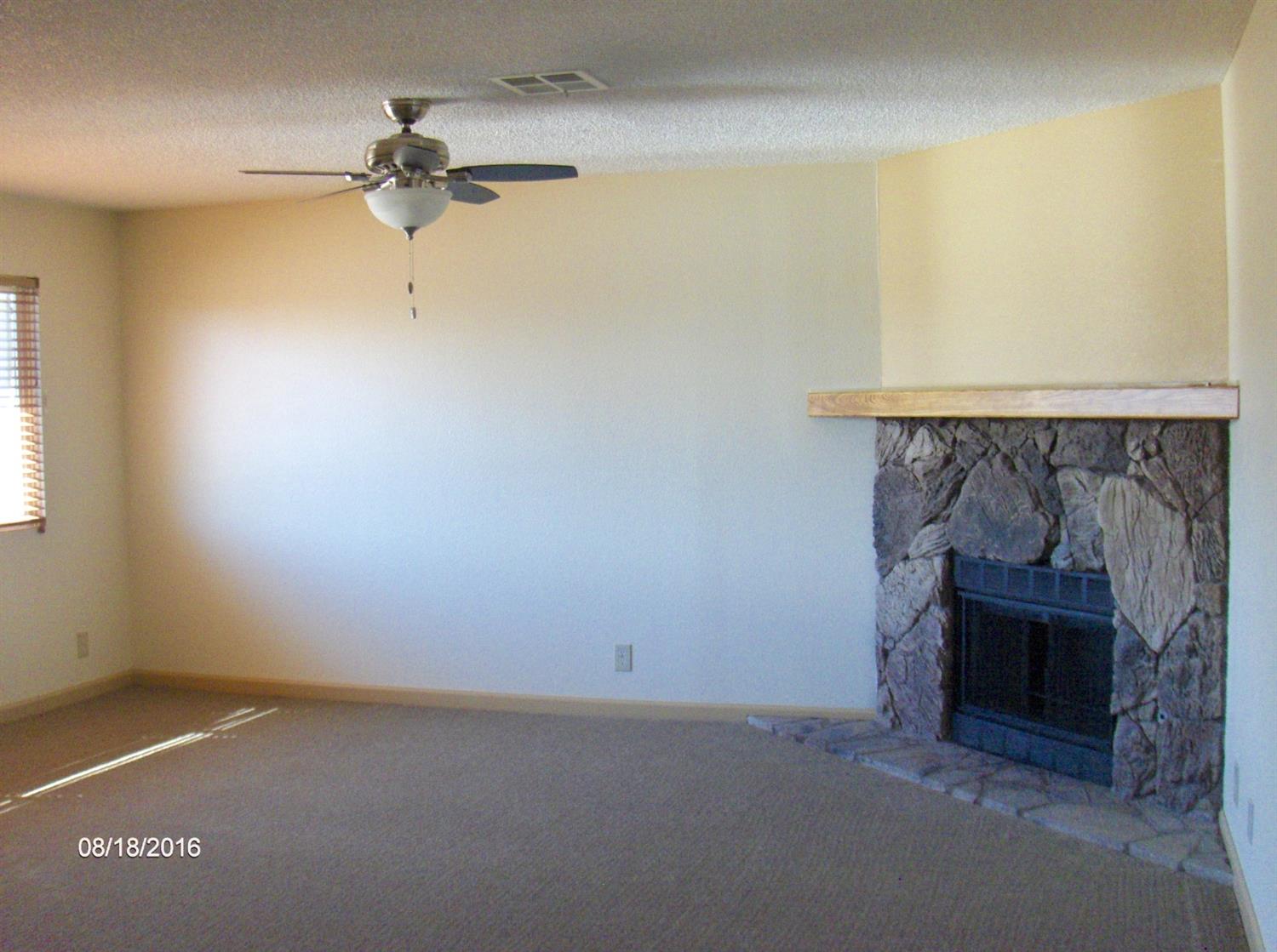 Undisclosed, Apple Valley, CA 92307 photo 2
