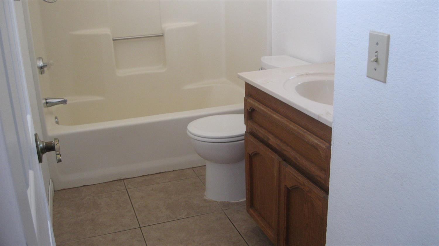 Undisclosed, Hesperia, CA 92345 photo 8
