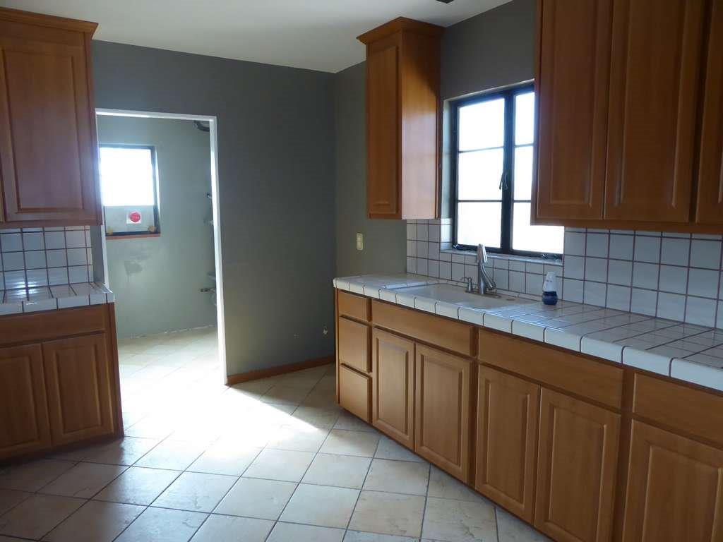 21844 Ramona Ave, Apple Valley, CA 92307 photo 7