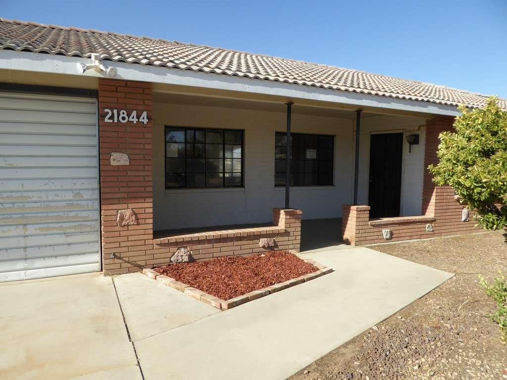 21844 Ramona Ave, Apple Valley, CA 92307 photo 2