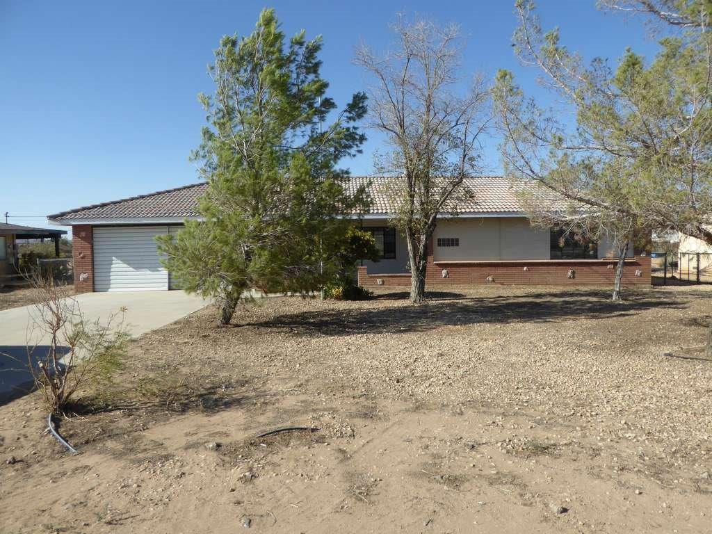 21844 Ramona Ave, Apple Valley, CA 92307 photo 1