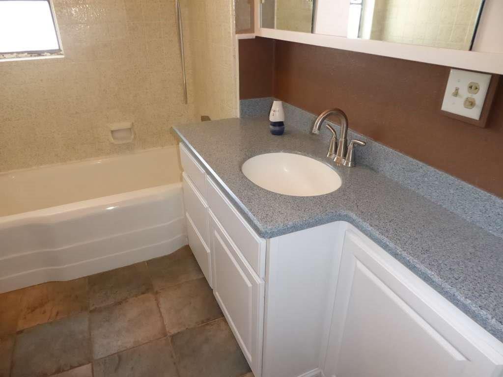 21844 Ramona Ave, Apple Valley, CA 92307 photo 11