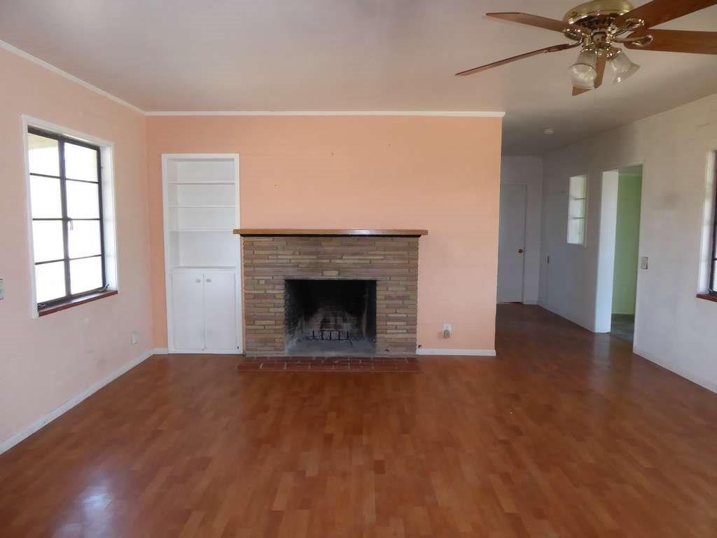21844 Ramona Ave, Apple Valley, CA 92307 photo 4
