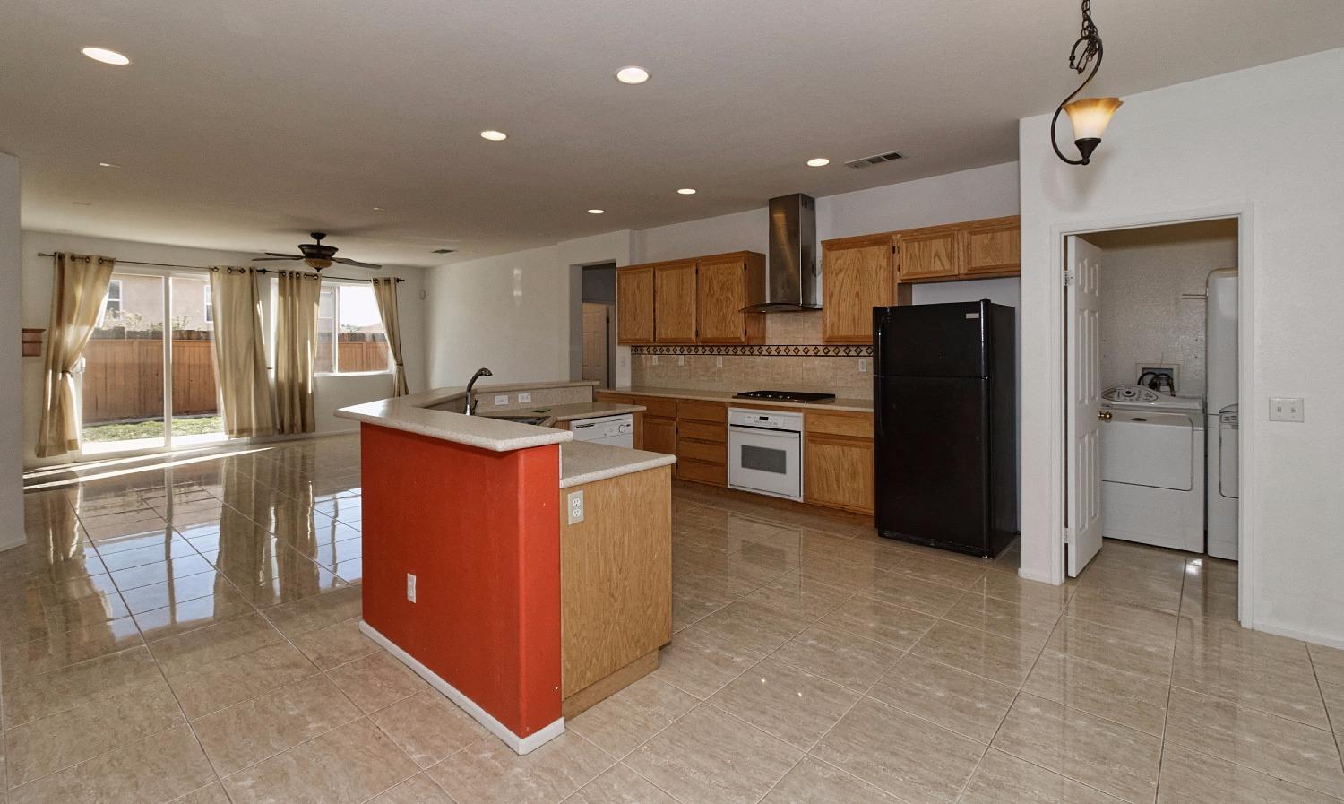 8719 San Jacinto Ave, Hesperia, CA 92344 photo 13