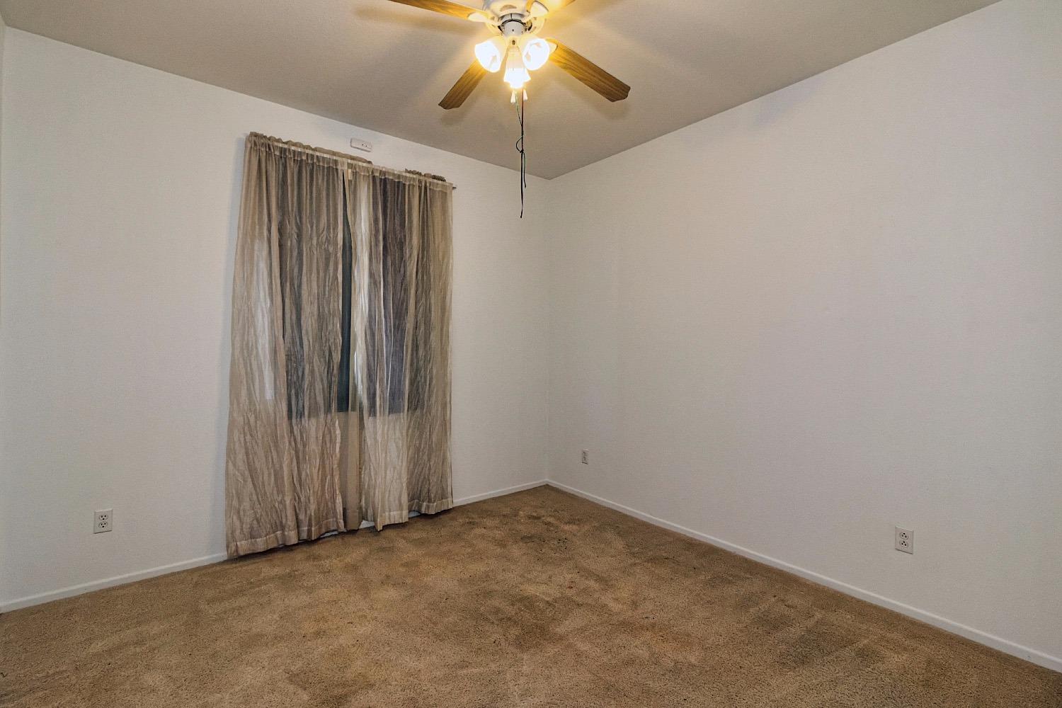 8719 San Jacinto Ave, Hesperia, CA 92344 photo 22